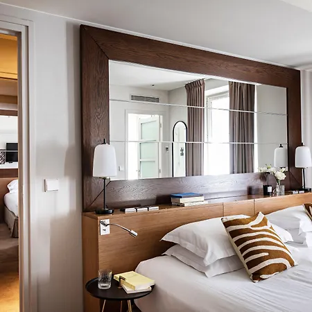 Elysées, An Ihg 4*