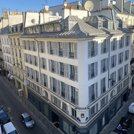 Elysées, An Ihg 4*