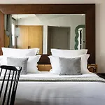 Holiday Inn Paris Elysées, an IHG Hotel