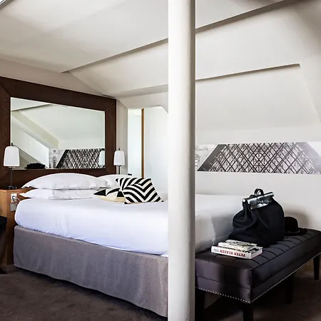 Palais De L'elysee By Ihg Hotel 4*