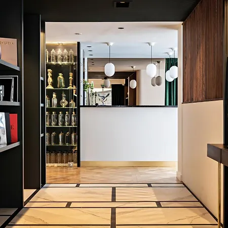 Elysées, An Ihg Hotel 4*