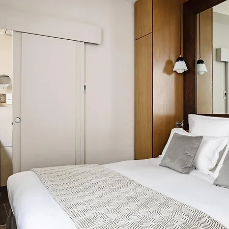 Elysées, An Ihg Hotel Parigi