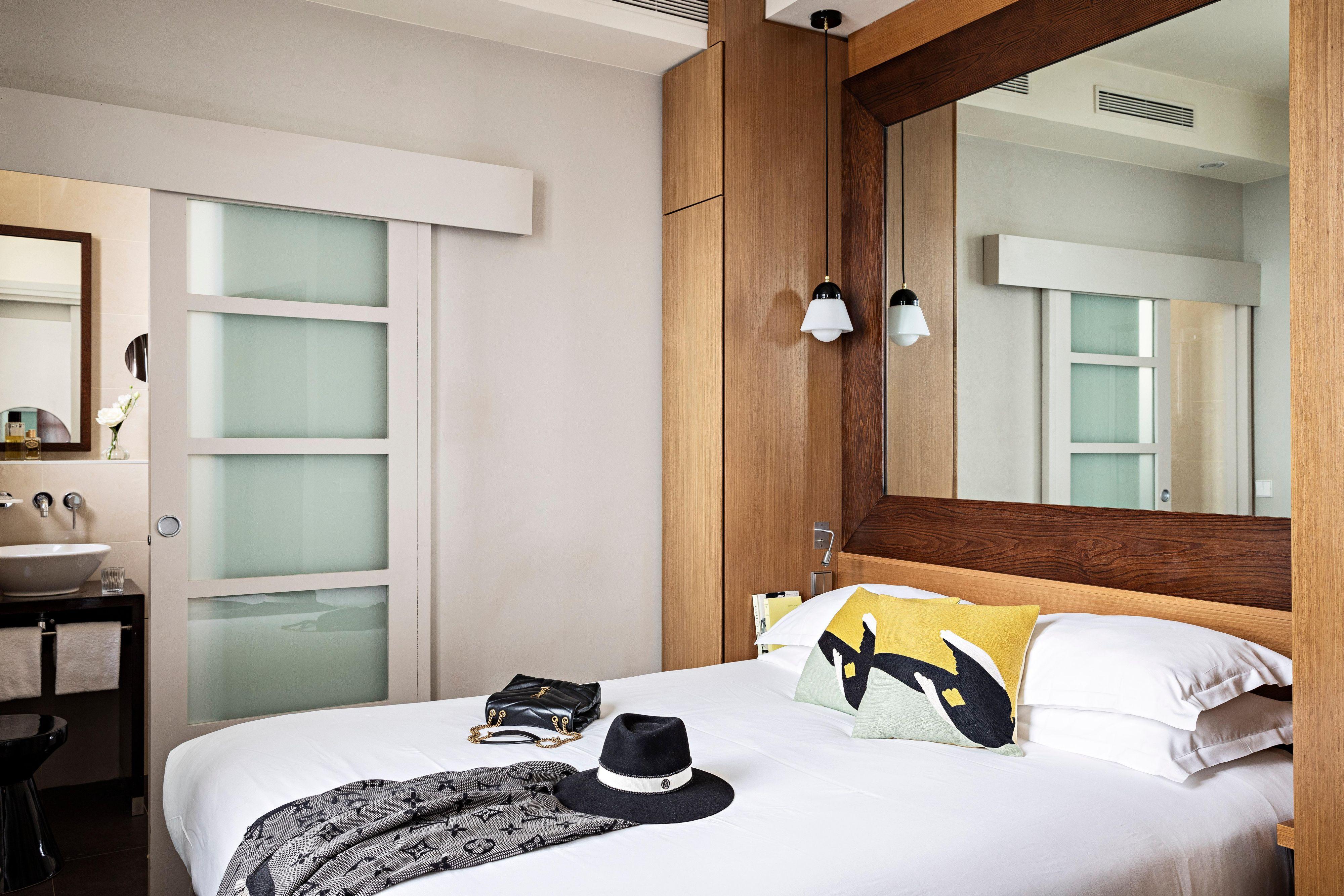 Hotel Elysées, An Ihg 4*