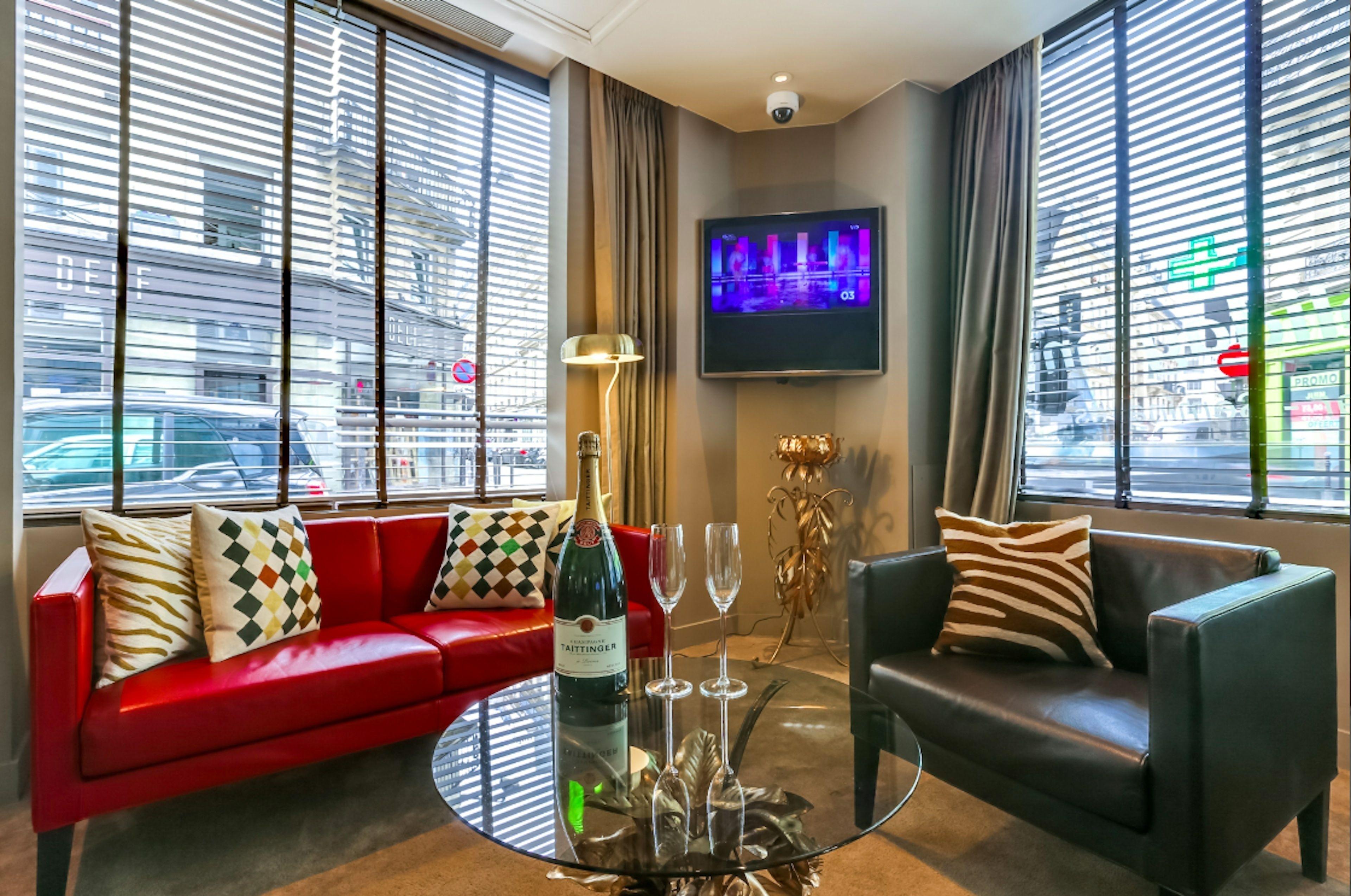 Elysées, An Ihg 4*