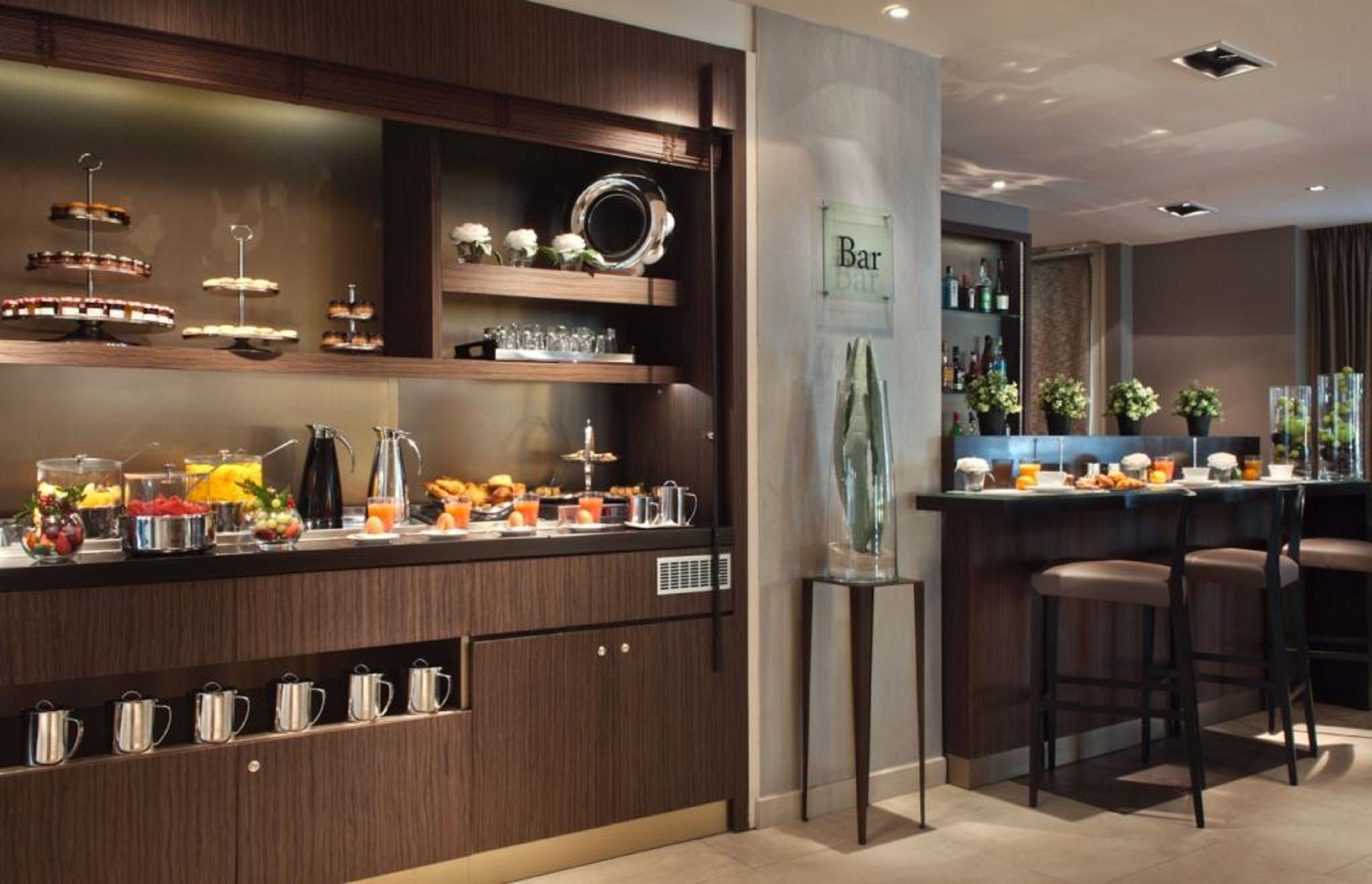 Elysées, An Ihg 4*