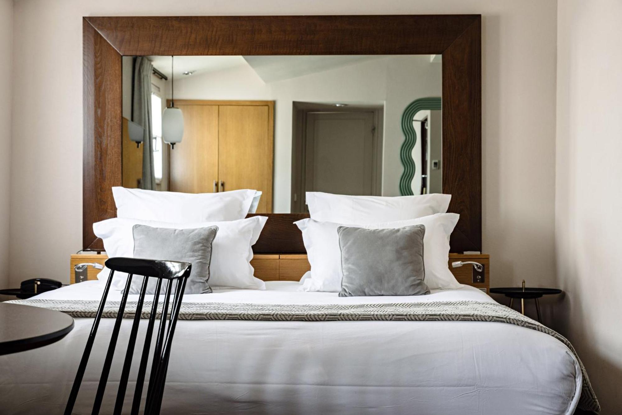 Elysées, An Ihg Hotel