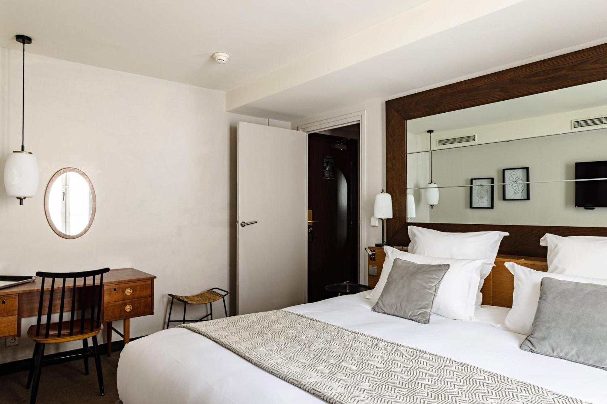 Elysées, An Ihg Hotel Parigi